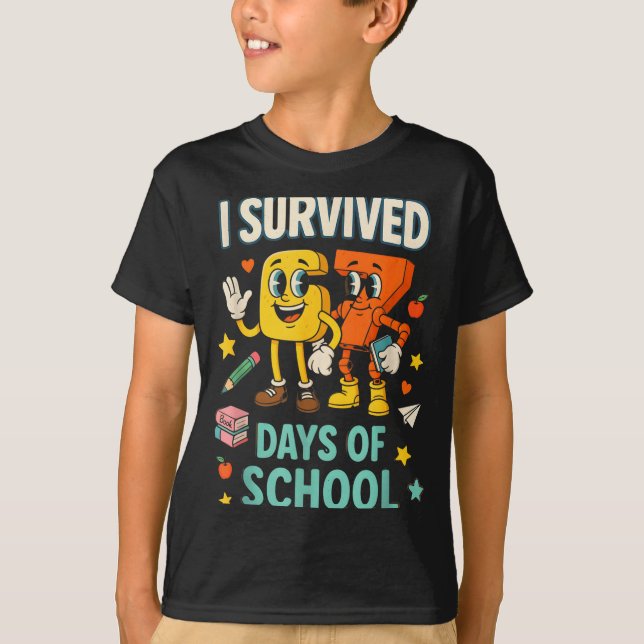 Jag överlevde 67 skoldagar Rolig 67-meme lärare T Shirt (Framsida)