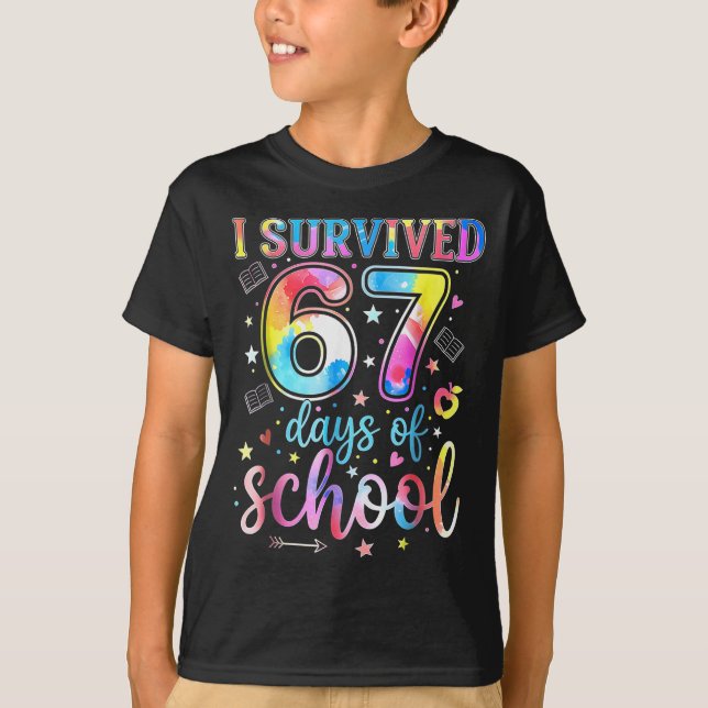 Jag överlevde 67 skoldagar Rolig 67 meme lärare T Shirt (Framsida)