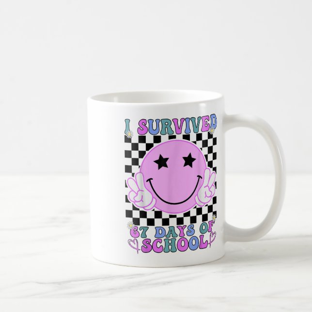 Jag överlevde 67 skoldagar Rolig 67 meme student Kaffemugg (Höger)