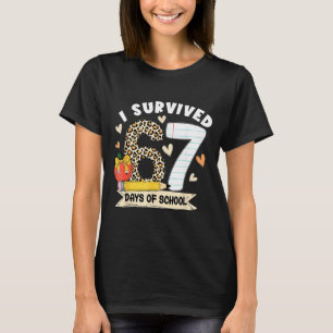 Jag överlevde 67 skoldagar Rolig leopard student T Shirt