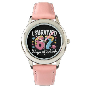 Jag överlevde 67 skoldagar Roligt Meme Lärare Armbandsur