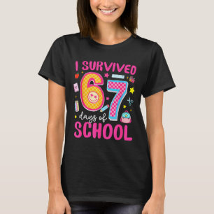 Jag överlevde 67 skoldagar Roligt meme lärare T Shirt