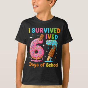 Jag överlevde 67 skoldagar Roligt meme lärare T Shirt