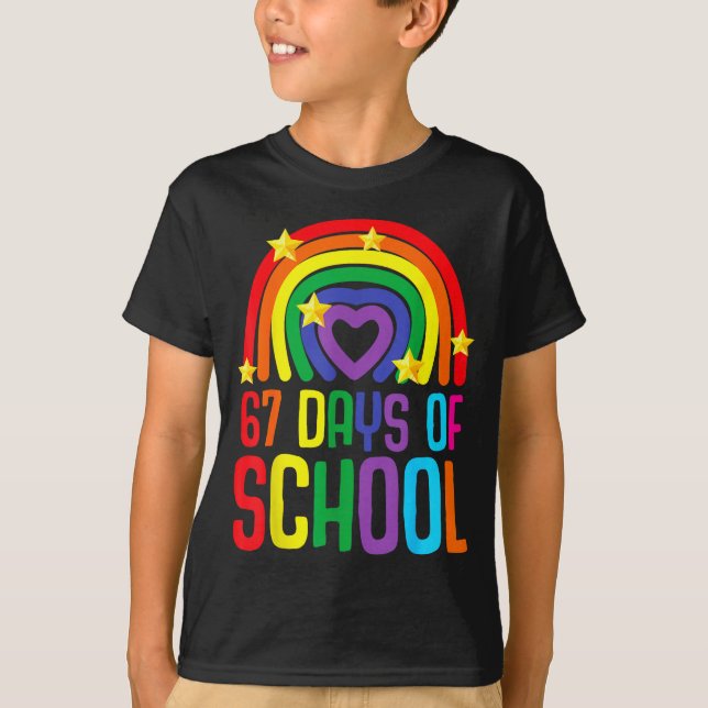Jag överlevde 67 skoldagar Roligt Meme Student T-S T Shirt (Framsida)