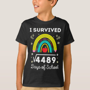 Jag överlevde 67 skoldagar Studenttorget Sot 4 T Shirt
