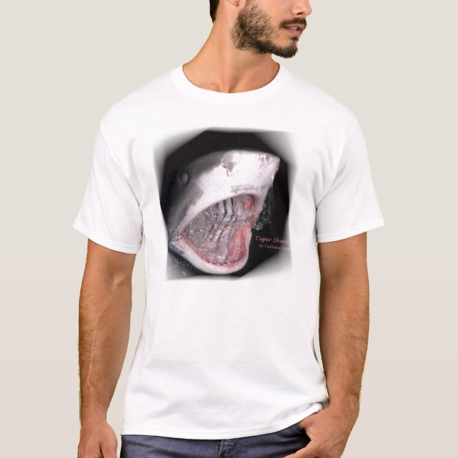Jag överlevde hajdykning tee (Framsida)