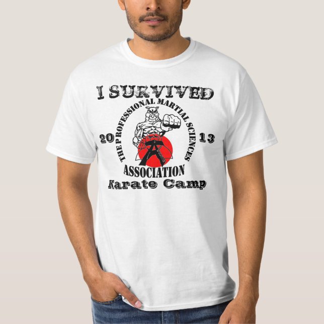 Jag överlevde karatelägret tee shirt (Framsida)