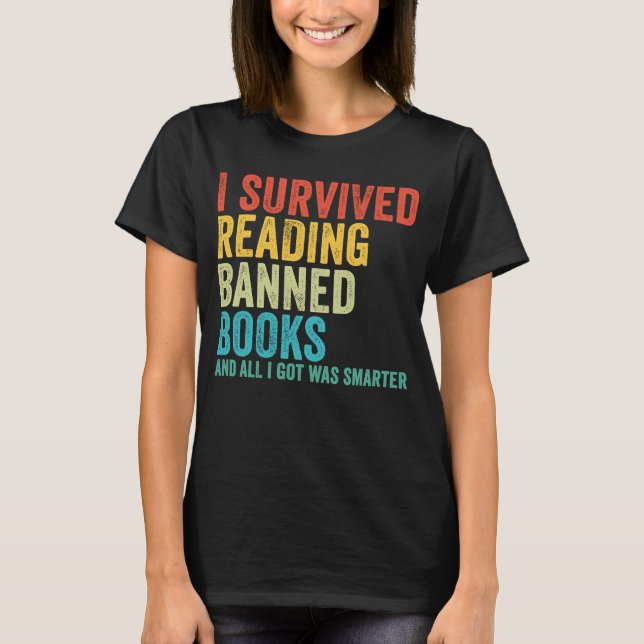 Jag Överlevde läsning av Bokar bibliotekarie Bok T Shirt (Framsida)