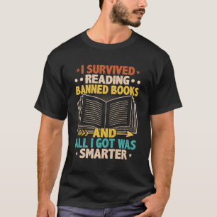Jag Överlevde läsning av litteraturläsning på Boka T Shirt