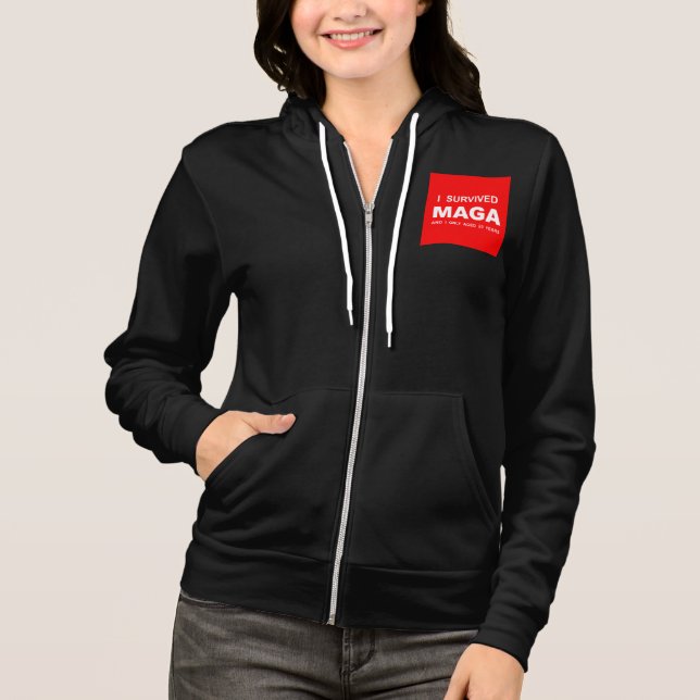 Jag överlevde MAGA T Shirt (Framsida)