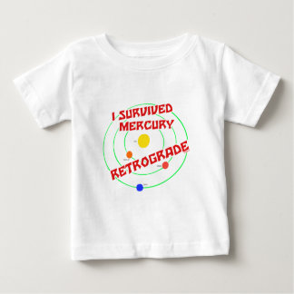 Jag överlevde mercuryen Retrograde rött T-shirt