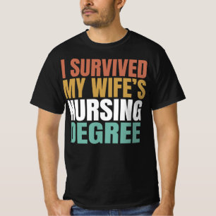 JAG ÖVERLEVDE MIN KÖNS KÖNSSKYDD T SHIRT