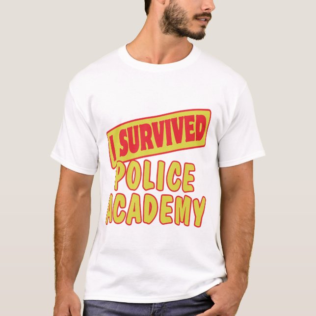 JAG ÖVERLEVDE POLISAKADEMIN TEE SHIRT (Framsida)