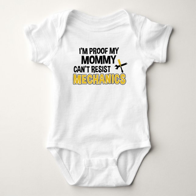 Jag preparerar förmiddagen min mammor inte kan t shirt (Framsida)