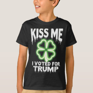 Jag röstade för Trump Irish Shamrock T Shirt