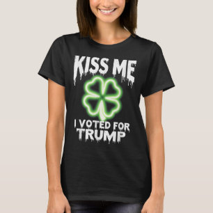 Jag röstade för Trump Irish Shamrock T Shirt