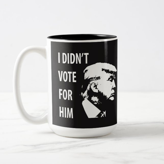 Jag röstade inte på Trump Två-Tonad Mugg (Vänster)
