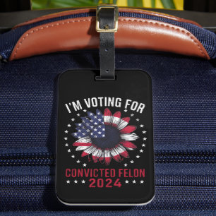 Jag Röstar På Den Dömde Brottslingen Pro Trump 202 Bagagebricka