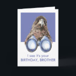 Jag ser att det är din Roligt från födelsedagen. Kort<br><div class="desc">Det är din Roligt Fågelskådare att titta på dig. Fågeln som ser BROTHER i ditt liv</div>