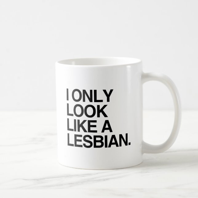 JAG SER BARA UT SOM EN LESBISK -.png Kaffemugg (Höger)