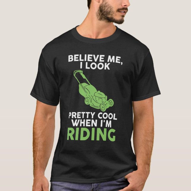 Jag ser söt coola när jag spelar juridik t shirt (Framsida)