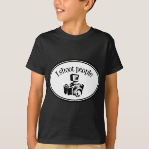 Jag skjuter folk Retro fotograf kameran B&W T-shirt