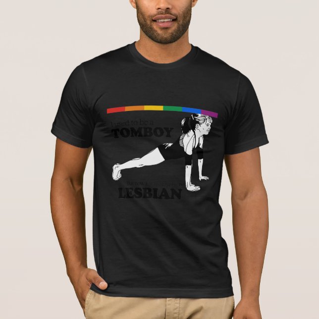 JAG SOM ÄR VAN VID, ÄR EN TOMBOY TEE SHIRT (Framsida)