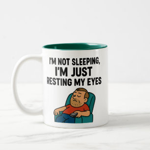Jag sover inte, jag bara återställer Ögonen Två-Tonad Mugg