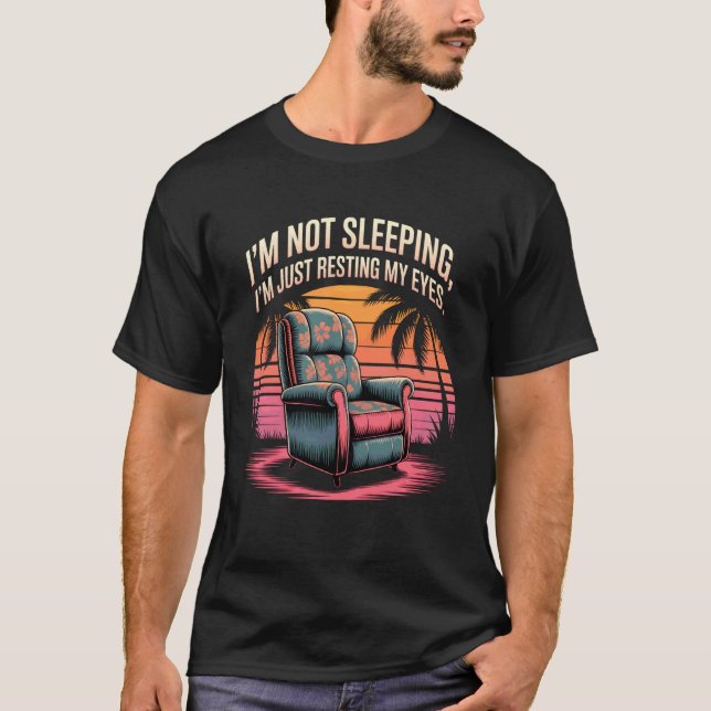 Jag sover inte, jag vilar bara mina ögon fäder t shirt (Framsida)