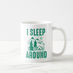 Jag sover runt kaffemugg