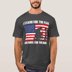 Jag står för Flagga och Kneel för Kor USA F T Shirt