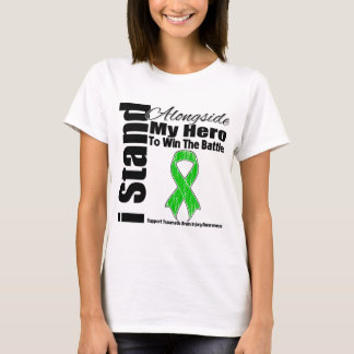 Jag står tillsammans med min traumatiska tee shirt