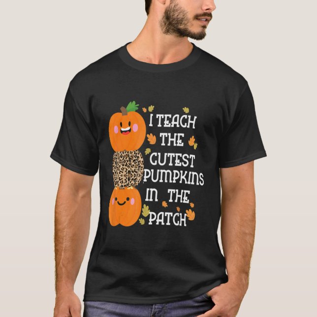 Jag studerar de bästa piskorna i patchleoparden F T Shirt (Framsida)