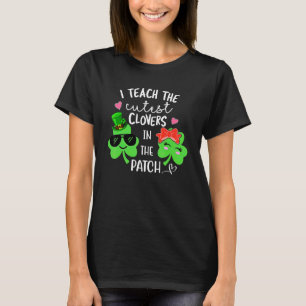 Jag studerar den kutaste C i Patch Lärare Patrick. T Shirt