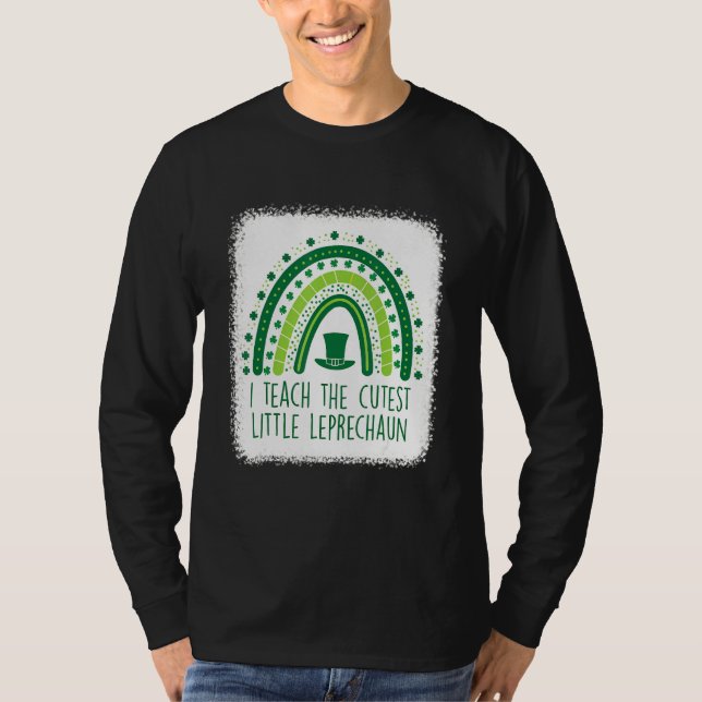 Jag studerar den kutaste lilla Leprechaun Teacher  T Shirt (Framsida)