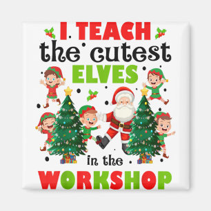 Jag studerar den tjuvaste Elves-workshoppen. Magnet