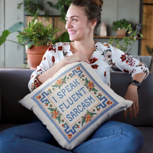 Jag talar Fluent Sarcasm - Funny Needlepoint Stil Kudde (I Speak Fluent Sarcasm Needlepoint Style Funny Women and Girls Gift Pillow)