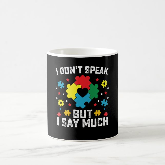 Jag talar inte, men jag säger mycket autismmedvete kaffemugg (Center)