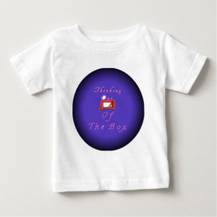 Jag tänka utanför lådan. t-shirt