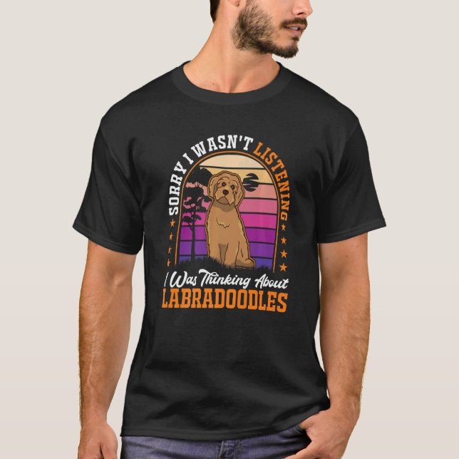 Jag tänkte inte på Labradoodl T Shirt (Framsida)