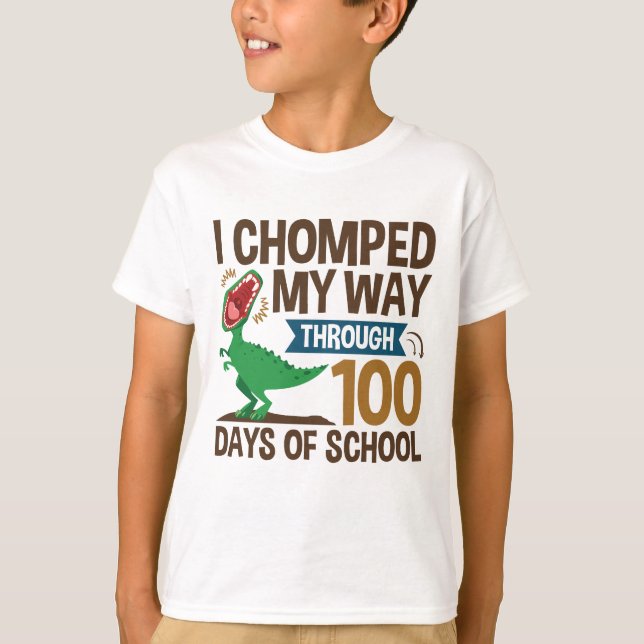 Jag tränade mig igenom 100 dagar Dinosaur T Shirt (Framsida)