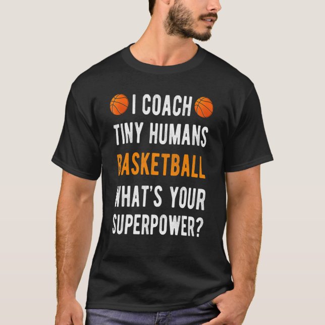 Jag tränar Tiny Humans Basketball Hooper Kids Pe S T Shirt (Framsida)