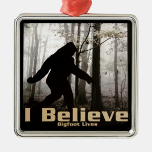Jag tror att Bigfoot Lives Julgransprydnad Metall