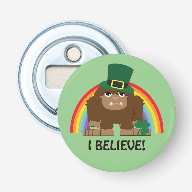 Jag tror! Bigfoot Leprechaun Flasköppnare (Framsidan)