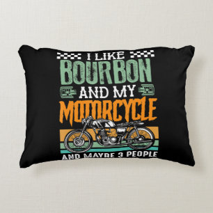 Jag tycker om Bourbon och min motorcykelgift Prydnadskudde