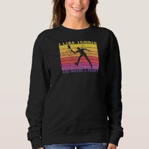 Jag tycker om tennis och kanske 3 personer färgade t shirt