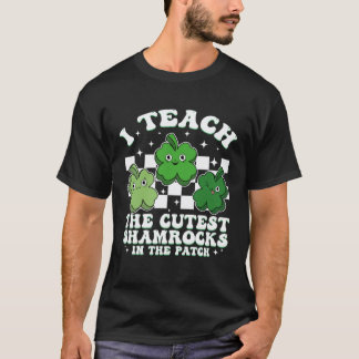 Jag Undervisar De Sötaste Shamrocks Groovy Lärare  T Shirt