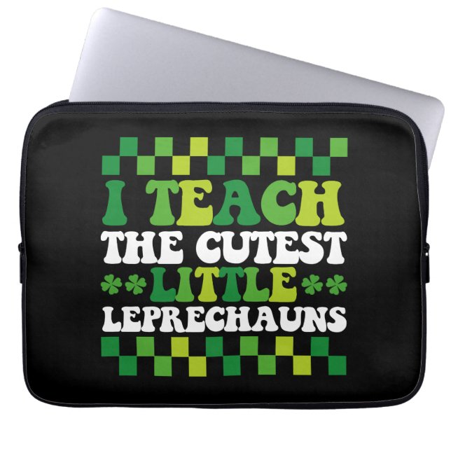 Jag Undervisar De Sötaste Små Leprechauns Lärare Laptop Fodral (Framsidan)