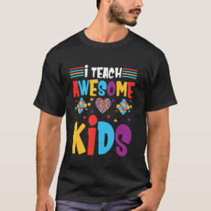 Jag Undervisar Fantastiska Barn Färgglatt Pussel H T Shirt