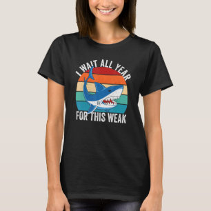 Jag väntar hela året på den här veckans marina haj t shirt